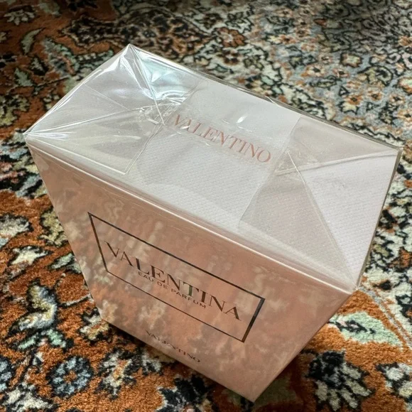 NWT Valentina by Valentino 80ml - Picture 2 of 4